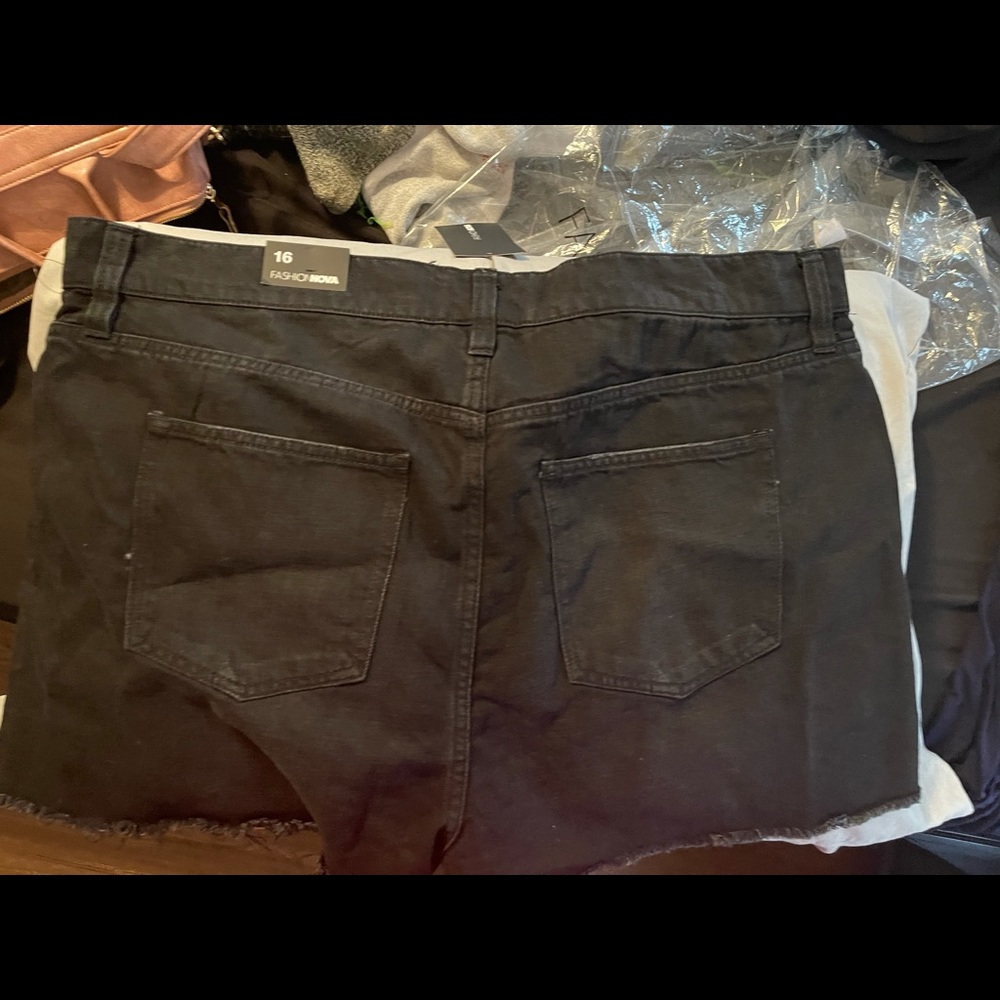 Fashion Nova black denim shorts